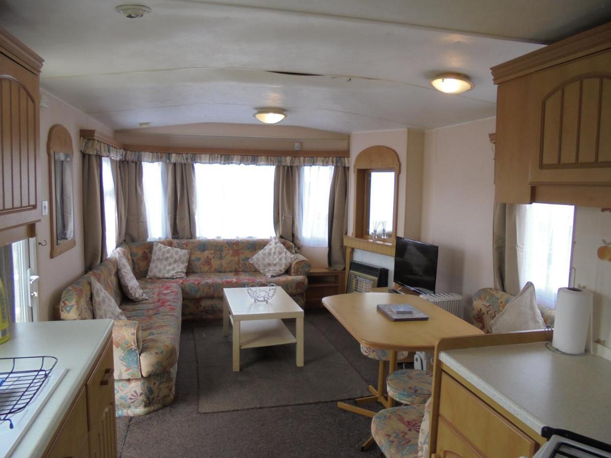 8 Berth On Coastfields Hotel Инголдмелс Екстериор снимка